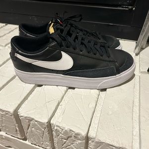Nike Blazers, women